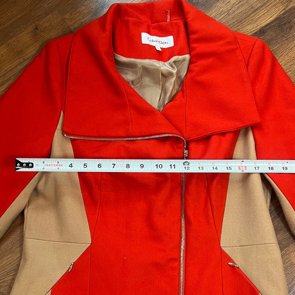 NWT - Calvin Klein Vibrant Red and Tan Trench Coat - Picture 9 of 12